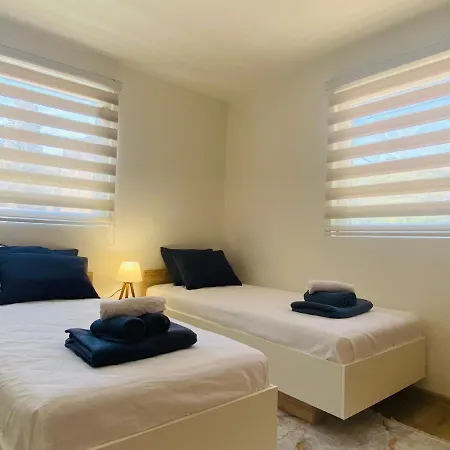 Apartment Be